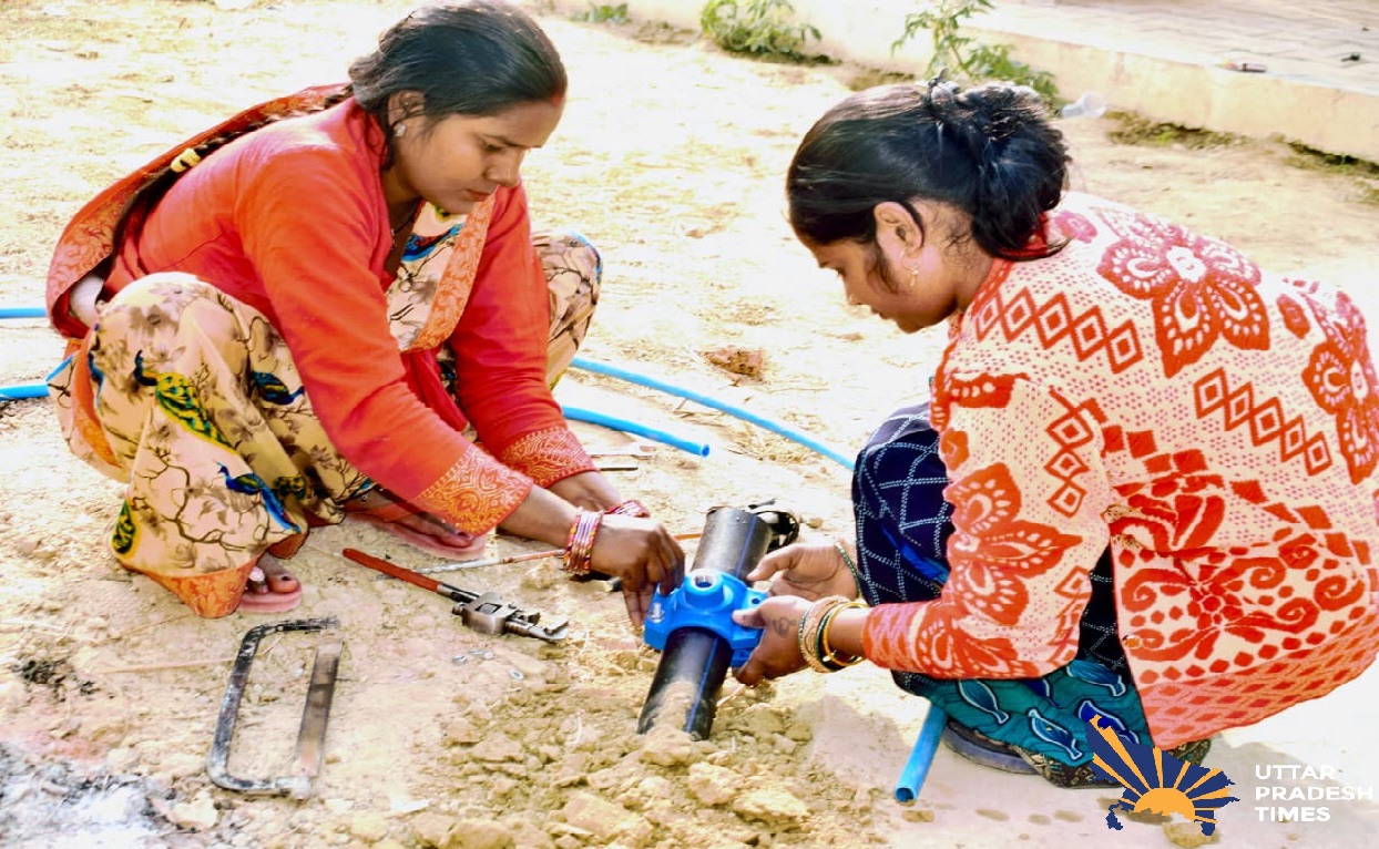 महिलाएं संभाल रहीं प्लंबर, फिटर-पंप ऑपेरटर की कमान, देशभर में बन रहीं प्रेरणास्रोत