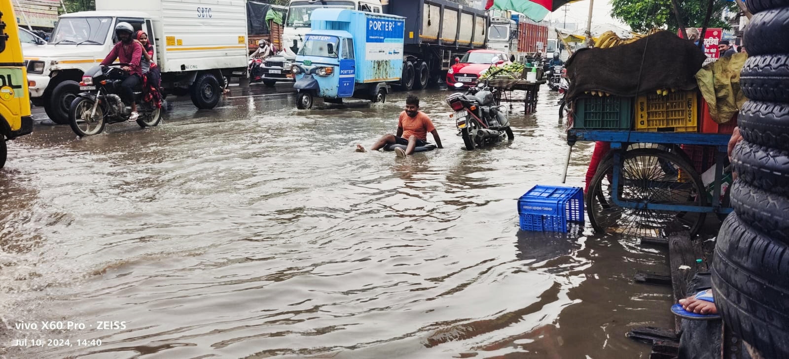 गाजियाबाद में दिनभर हुई बारिश, तापमान सामान्य से छह डिग्री नीचे