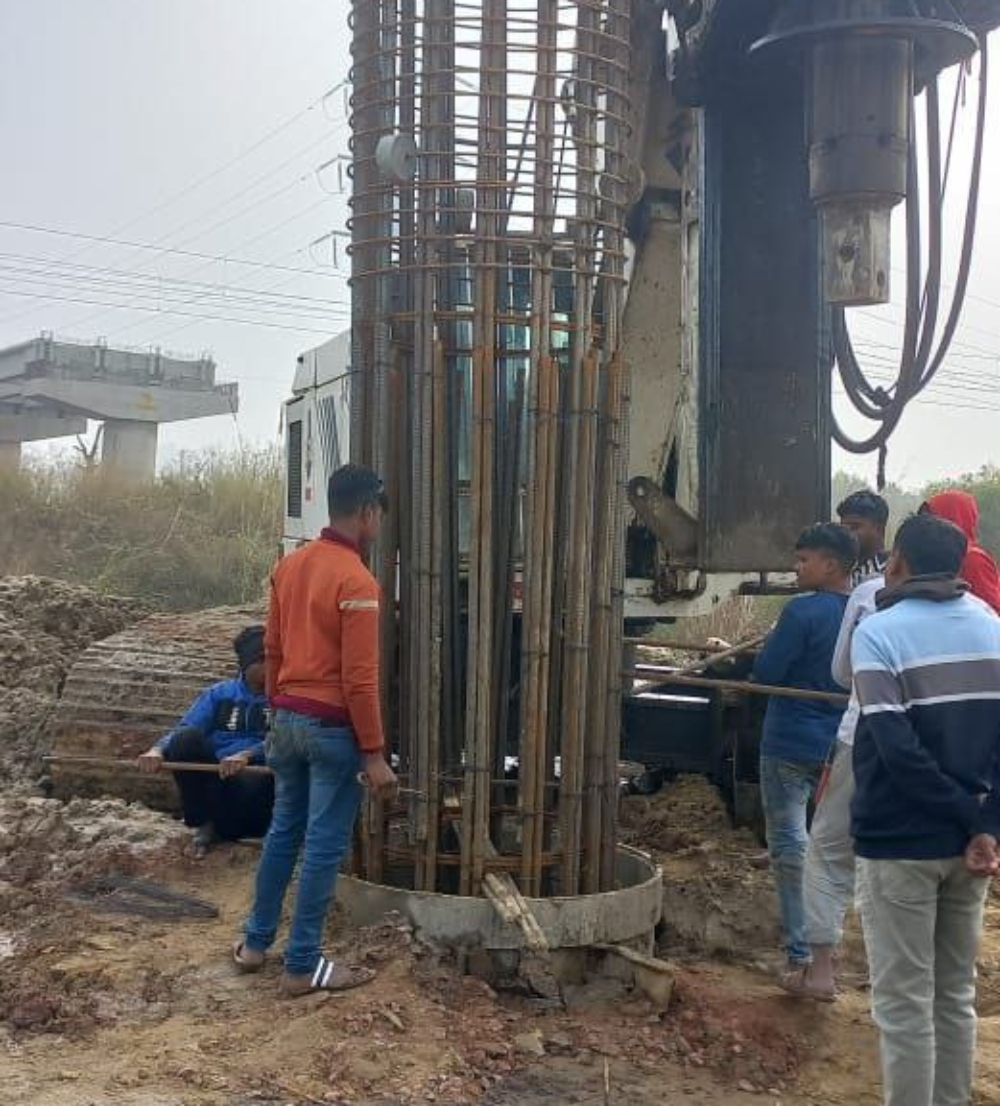 निर्माणाधीन ROB ने पकड़ी रफ्तार,मधुबन बापू धाम से सीधे जा सकेंगेे मेरठ रोड