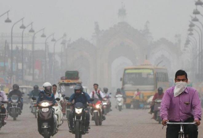 दिवाली के बाद बहुत बुरे दिल्ली एनसीआर के हालात, जानिए नोएडा और गाजियाबाद की स्थिति कैसी