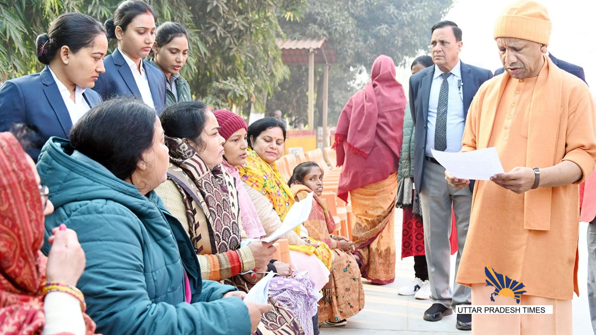 जनता दर्शन में बोले- मकान दिलाएंगे, इलाज भी कराएंगे, भू-माफियाओं पर करें सख्त कार्रवाई 